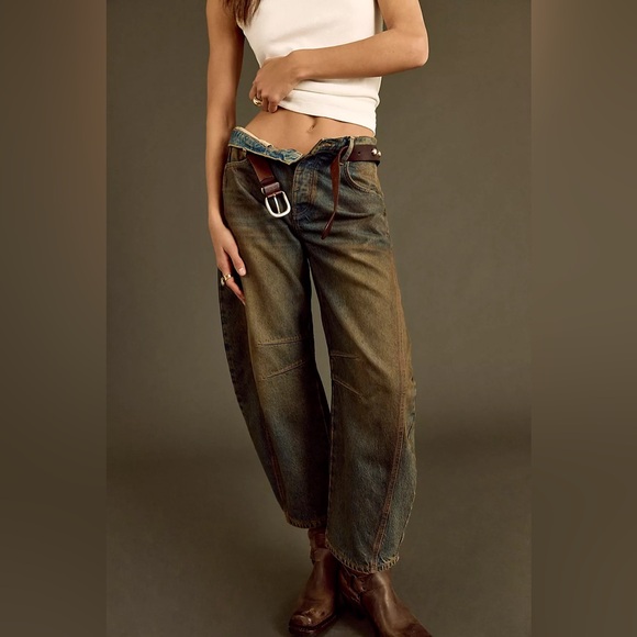 We The Free Denim - NWT* - We The Free Barrel Jeans - Mid Rise - Lost In The Desert - Size 32